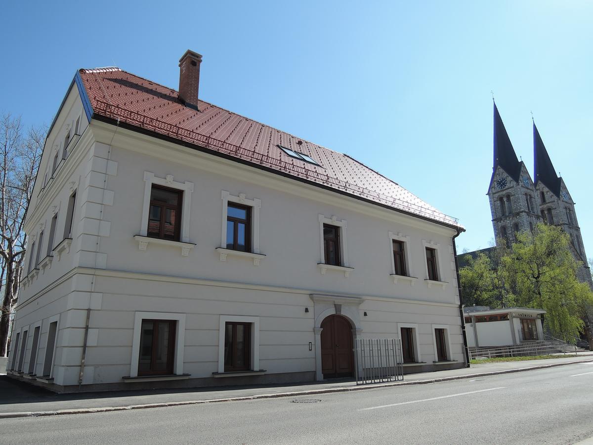 Hostel Bearlog Kocevje Luaran gambar