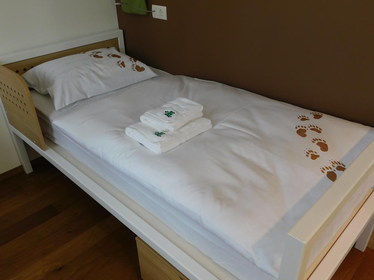 Hostel Bearlog Kocevje Luaran gambar