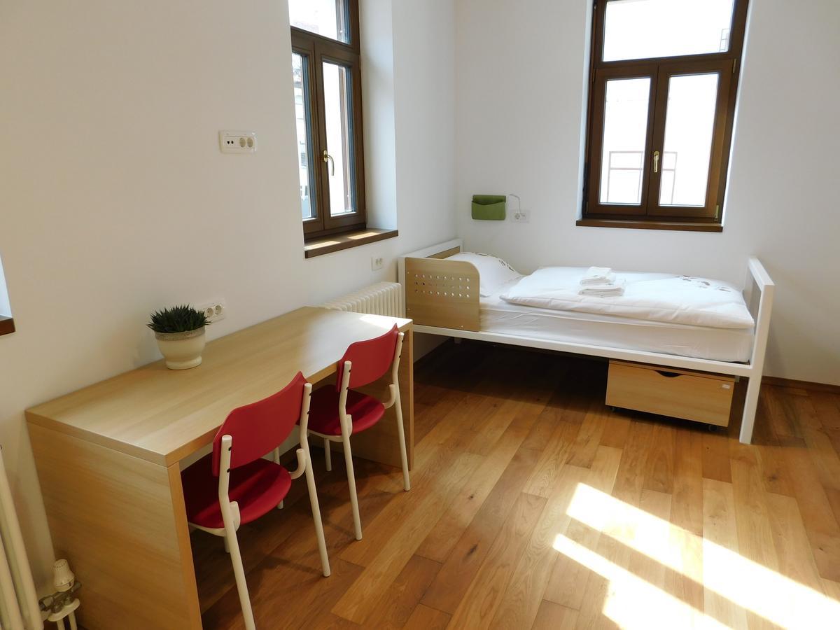 Hostel Bearlog Kocevje Luaran gambar