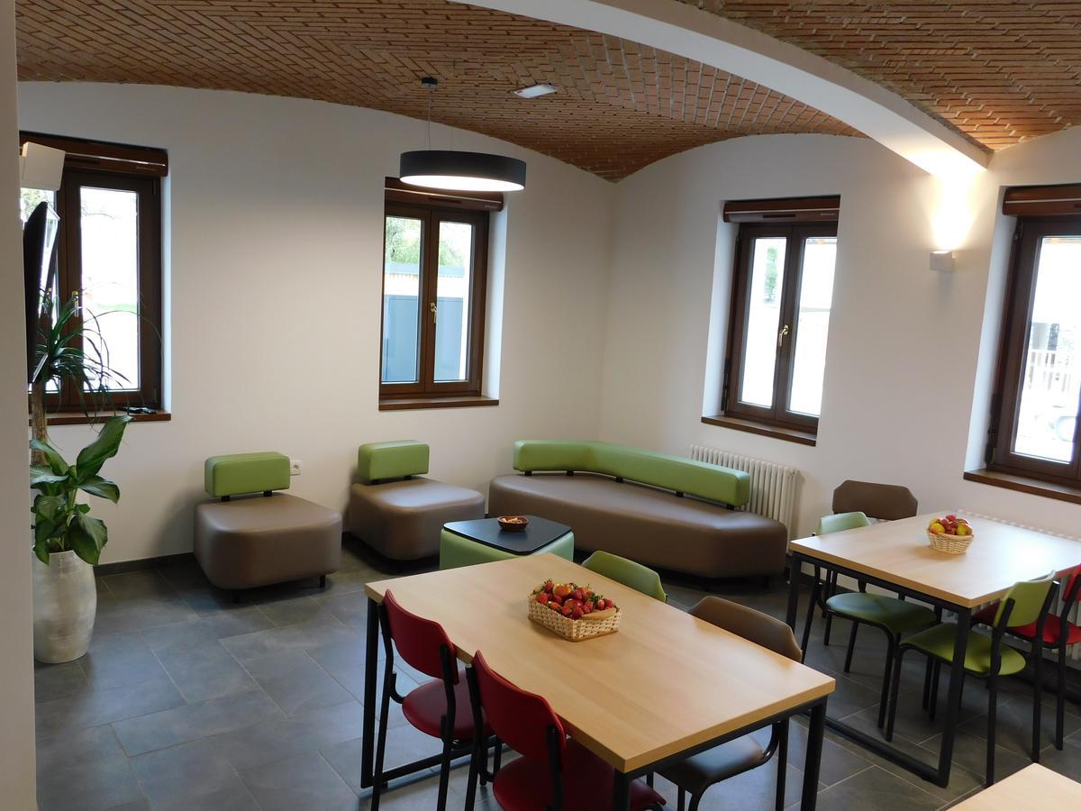 Hostel Bearlog Kocevje Luaran gambar